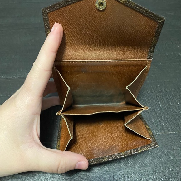 Louis Vuitton Wallet - Picture 5 of 6